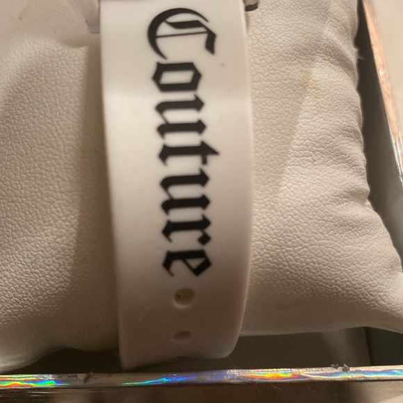 Perfect Juicy Couture watch white w black lettering works great like new - Picture 3 of 8